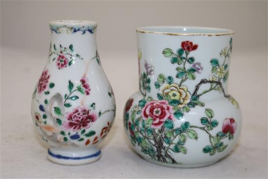 Two Chinese famille rose vases, 18th and 19th century, 10cm